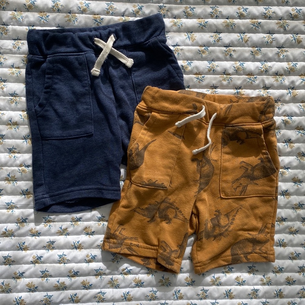 Old Navy 3T shorts
